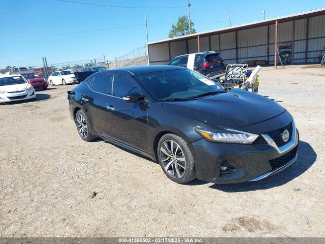  Salvage Nissan Maxima