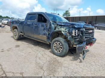  Salvage General Motors Sierra 2500HD