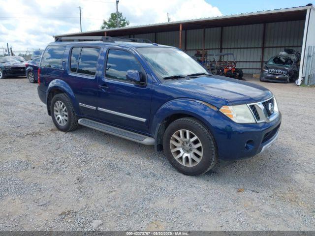  Salvage Nissan Pathfinder