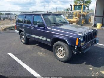  Salvage Jeep Cherokee