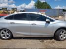 Chevrolet Cruze Premier Auto Image 3