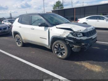  Salvage Jeep Compass