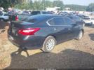 Nissan Altima Image 10