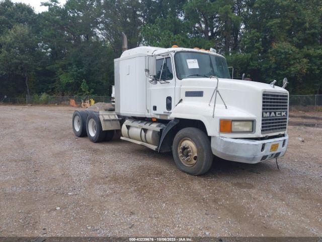  Salvage Mack 600