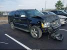Chevrolet Suburban 1500 Ltz Image 1