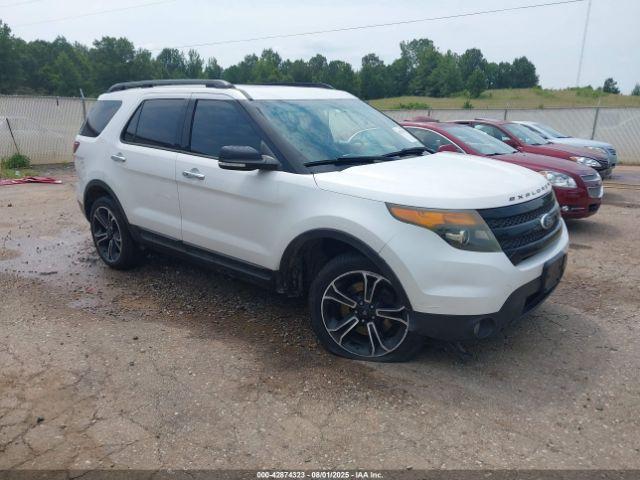  Salvage Ford Explorer