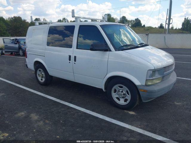  Salvage Chevrolet Astro