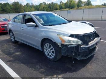  Salvage Nissan Altima