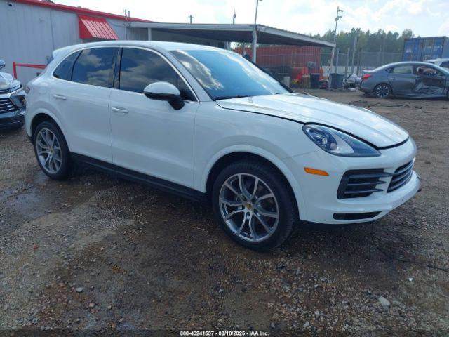  Salvage Porsche Cayenne