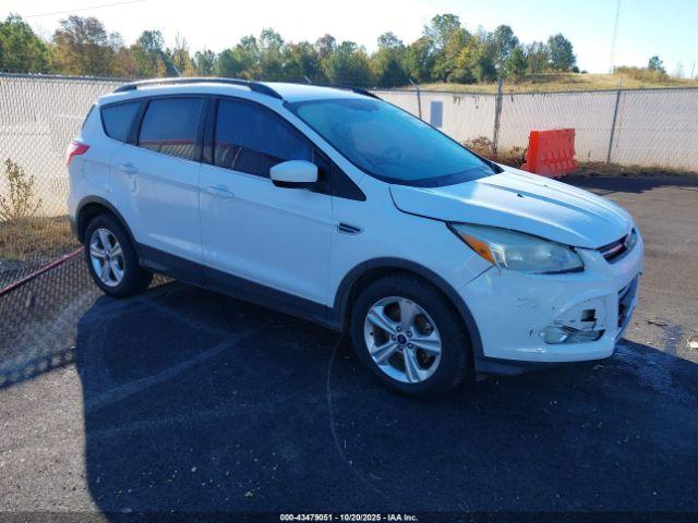  Salvage Ford Escape