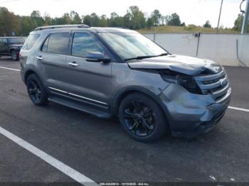  Salvage Ford Explorer