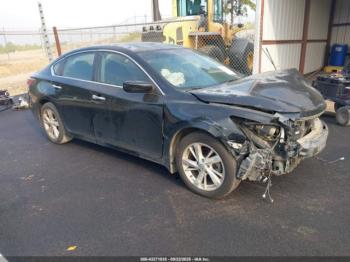  Salvage Nissan Altima