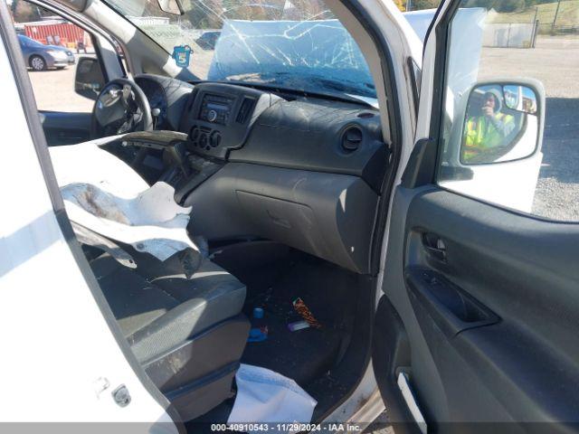 Nissan Nv Sv Image 16