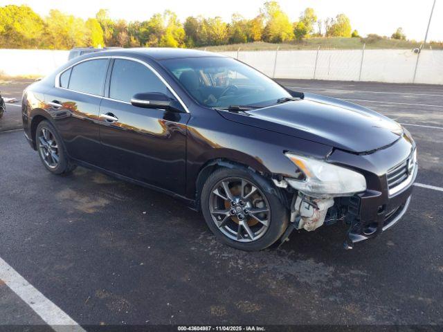  Salvage Nissan Maxima