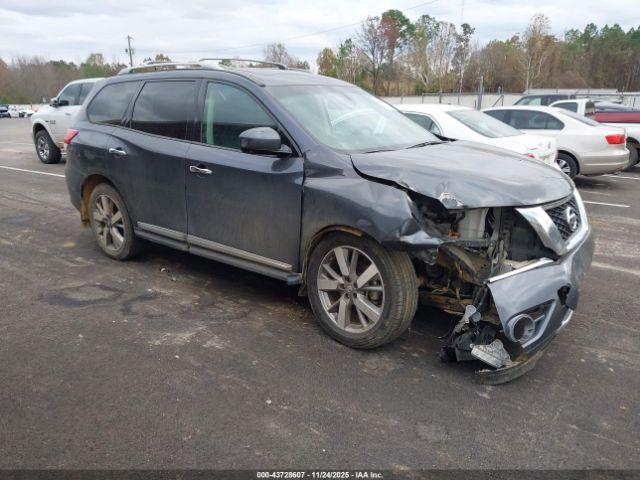  Salvage Nissan Pathfinder