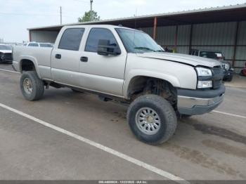  Salvage Chevrolet Silverado 2500