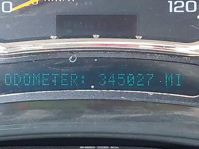 Chevrolet Silverado 2500 Lt Image 11