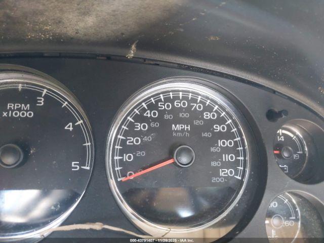 GMC Sierra 2500 Denali Image 6