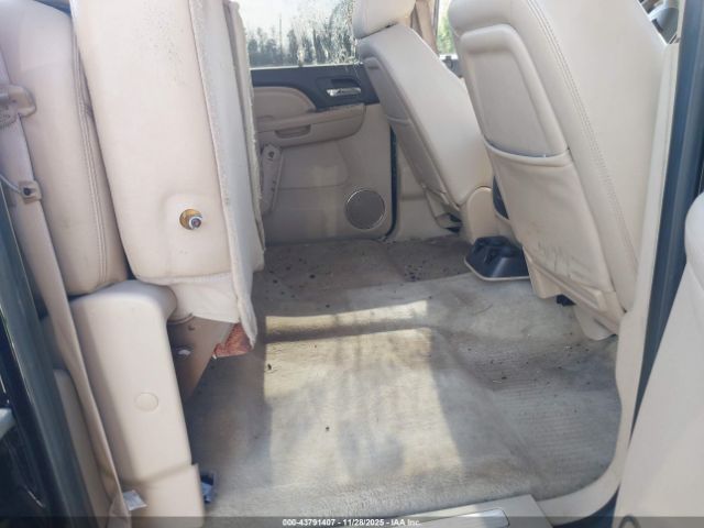 GMC Sierra 2500 Denali Image 3