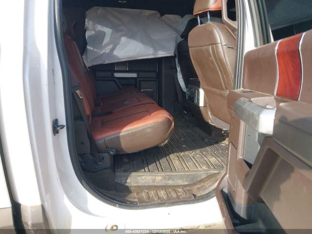 Ford F-150 King Ranch Image 12