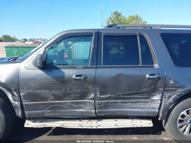 Ford Expedition Xlt Image 14