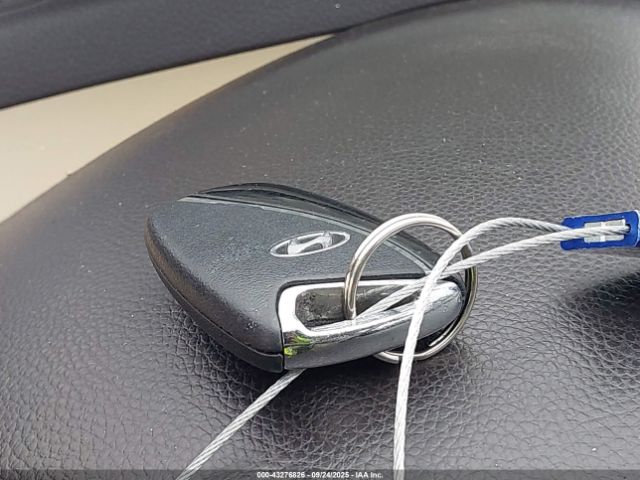 Hyundai SANTA FE 2.0l Turbo Image 13