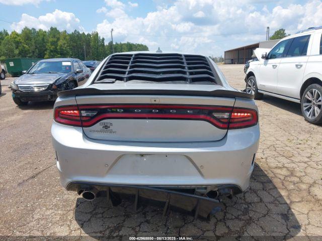 Dodge Charger Image 17