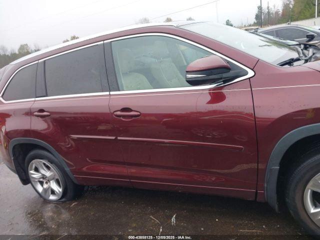 Toyota Highlander Limited Platinum V6 Image 2