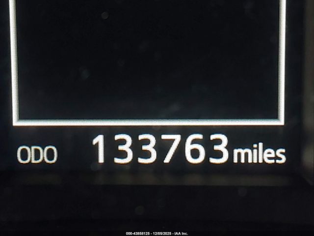 Toyota Highlander Limited Platinum V6 Image 10