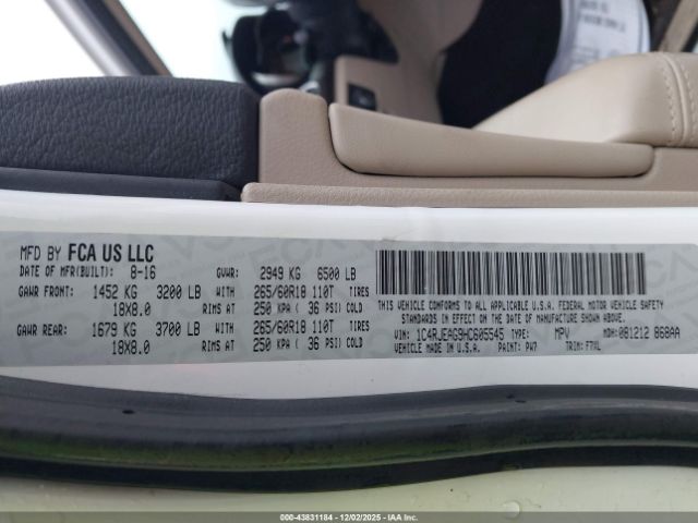 Jeep Grand Cherokee Laredo 4x2 Image 4