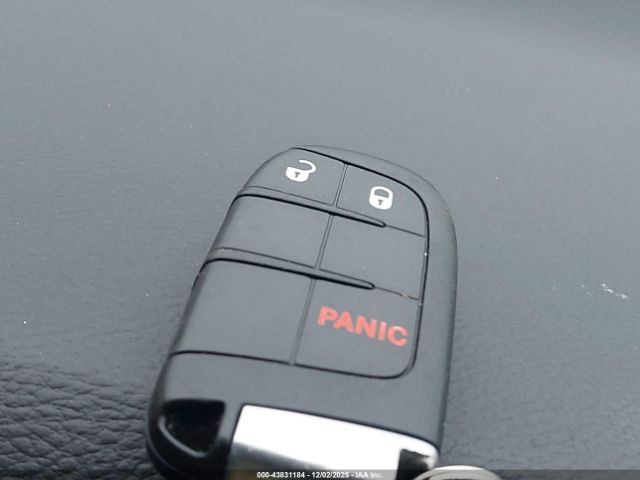 Jeep Grand Cherokee Laredo 4x2 Image 12