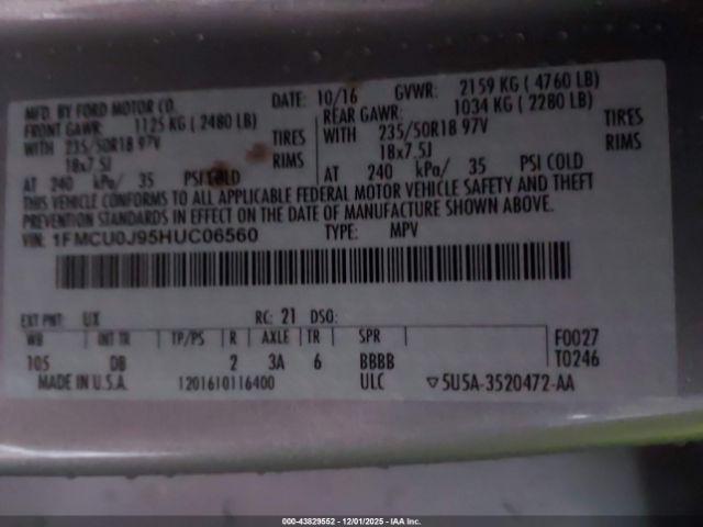 Ford Escape Titanium Image 12