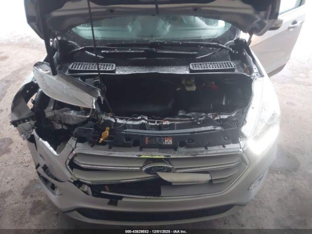 Ford Escape Titanium Image 15