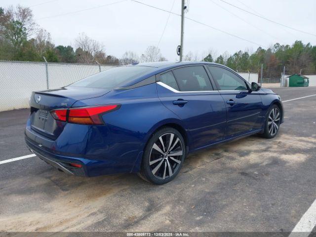 Nissan Altima 2.5 Sr Image 14