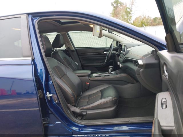 Nissan Altima 2.5 Sr Image 13