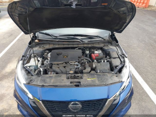 Nissan Altima 2.5 Sr Image 2