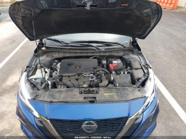 Nissan Altima 2.5 Sr Image 2