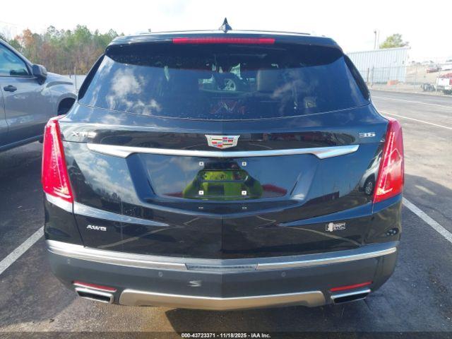 Cadillac XT5 Platinum Image 14