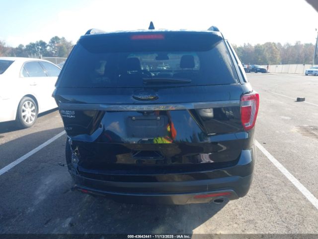 Ford Explorer Xlt Image 14