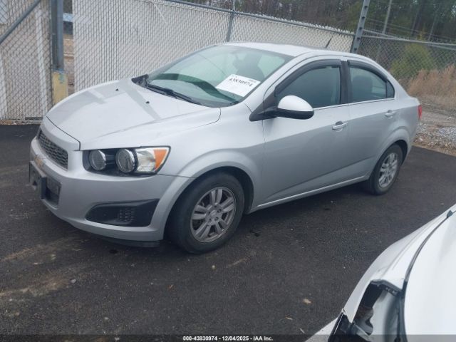 Chevrolet Sonic Lt Auto Image 11