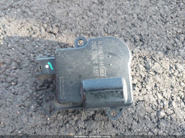 Ford F-150 Svt Raptor Image 13