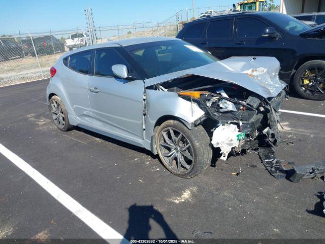  Salvage Hyundai VELOSTER