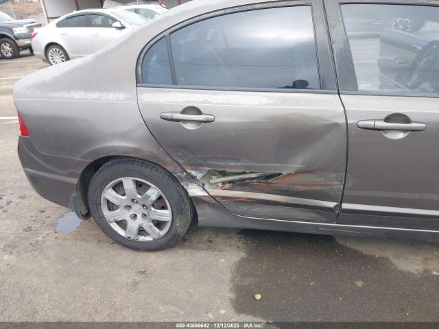 Honda Civic Lx Image 2