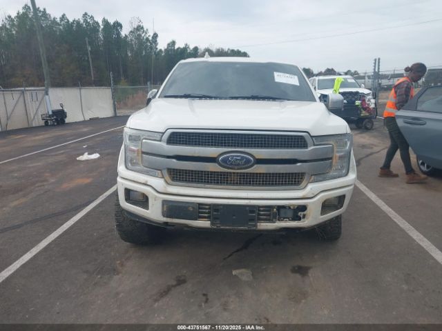 Ford F-150 Platinum Image 6