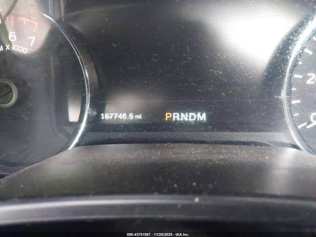 Ford F-150 Platinum Image 16