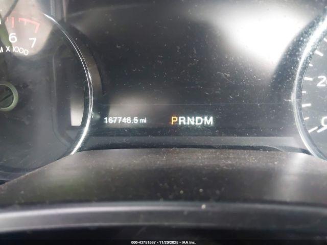 Ford F-150 Platinum Image 16