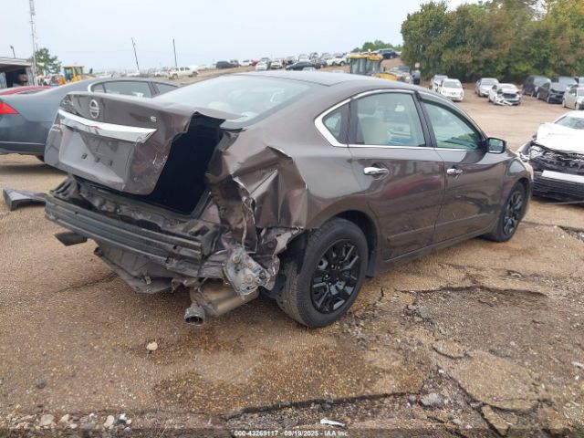 Nissan Altima 2.5 S Image 9