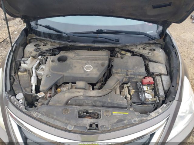 Nissan Altima 2.5 S Image 11