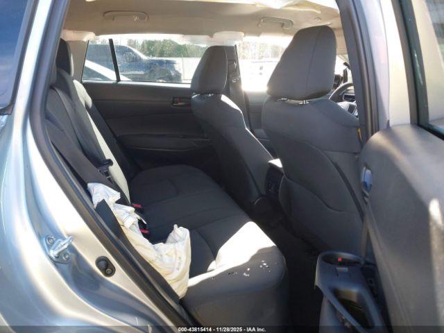 Toyota Corolla Le Image 17