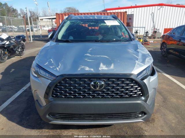 Toyota Corolla Le Image 2